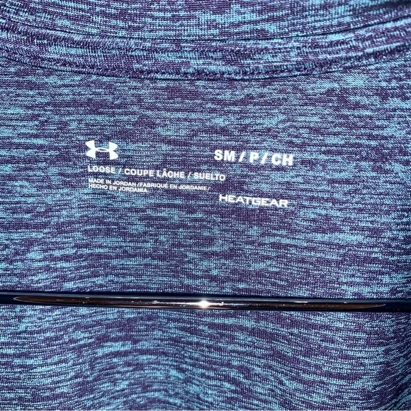 Under Armour Heat Gear Shirt Size S - Picture 3 of 3